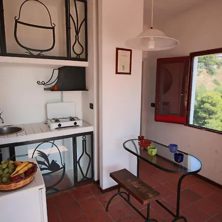 Mansion In Capo Vaticano Near The Beach *