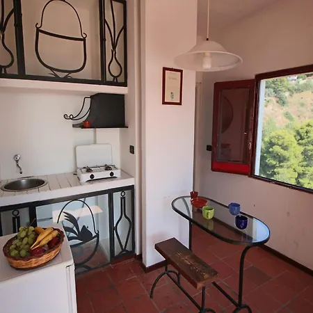Mansion In Capo Vaticano Near The Beach Hébergement de vacances