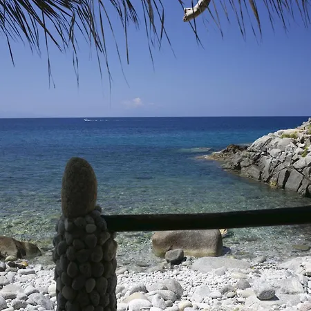 Mansion In Capo Vaticano Near The Beach Ricadi